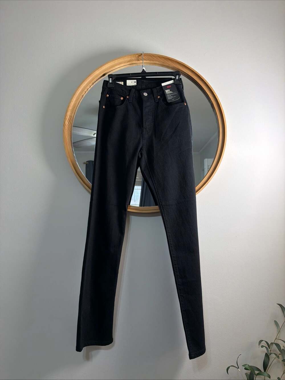 Levi's 501 Original Fit Women's‎ High Rise Straight Leg Jeans in Black